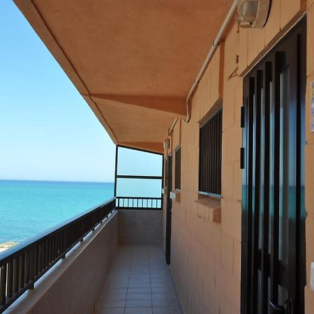 Apartamento Soleado Apartment ตอร์เรเวียคา ภายนอก รูปภาพ